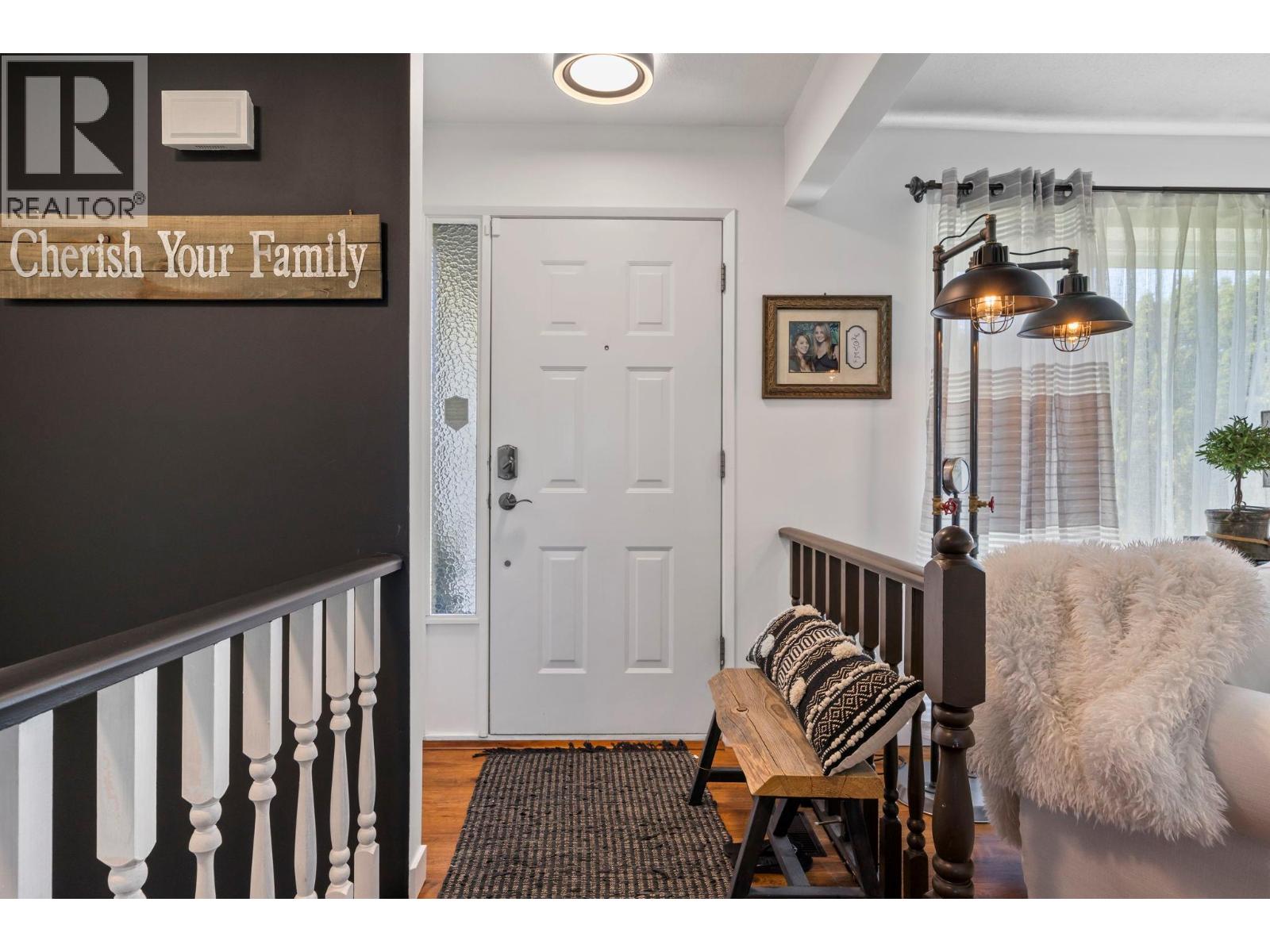 3371 McMurchie Road West Kelowna Photo 6