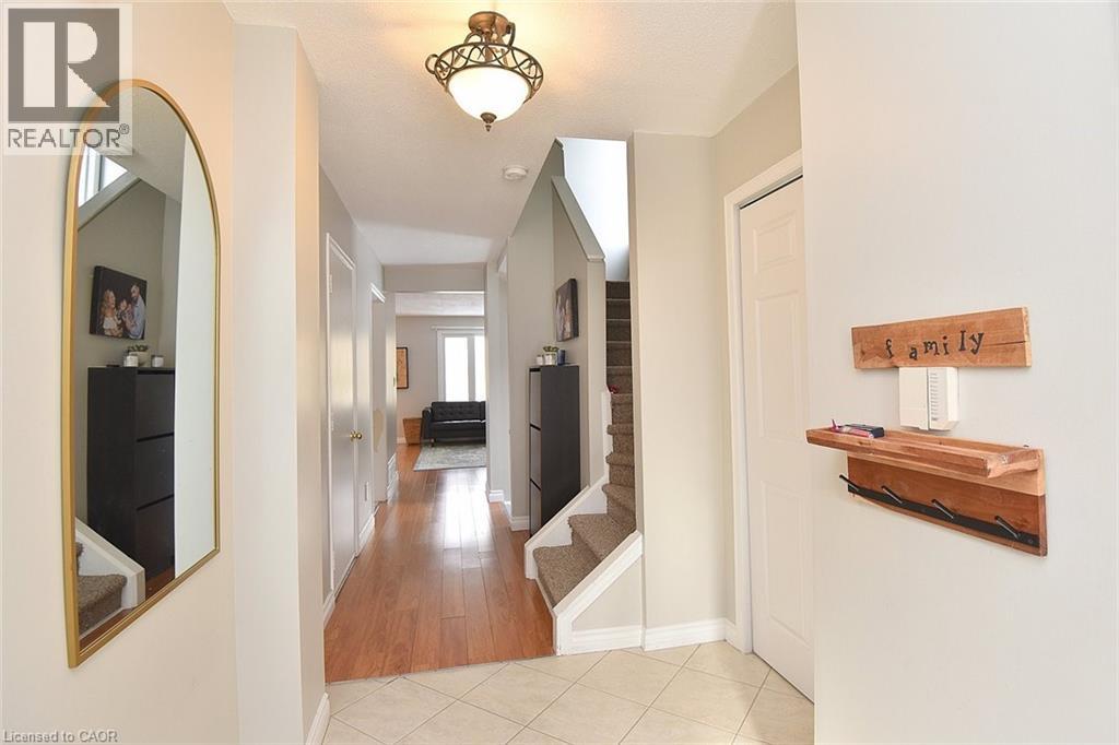 109 Wilson Street W Unit# 15, Ancaster, Ontario  L9G 1N4 - Photo 4 - 40806264