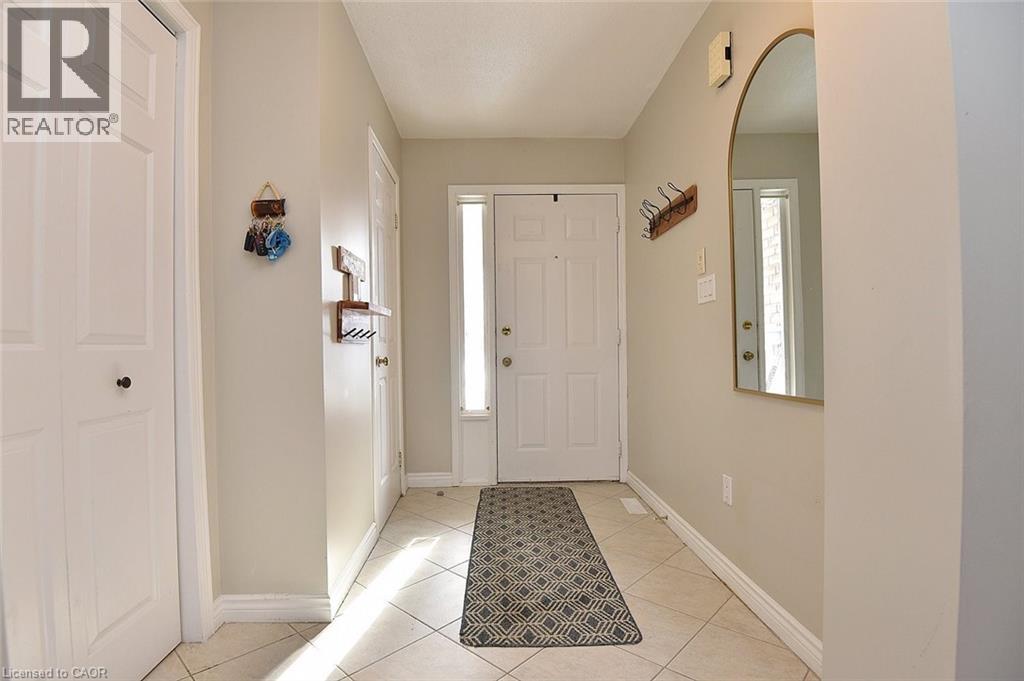 109 Wilson Street W Unit# 15, Ancaster, Ontario  L9G 1N4 - Photo 5 - 40806264