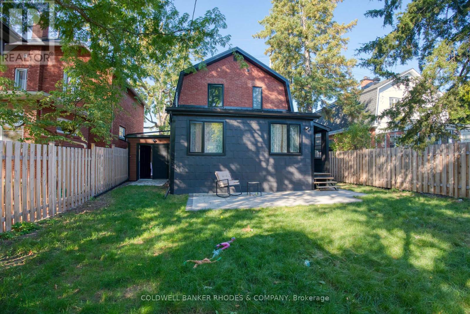 191 Springfield Road, Ottawa, Ontario  K1M 1C3 - Photo 18 - X12627612