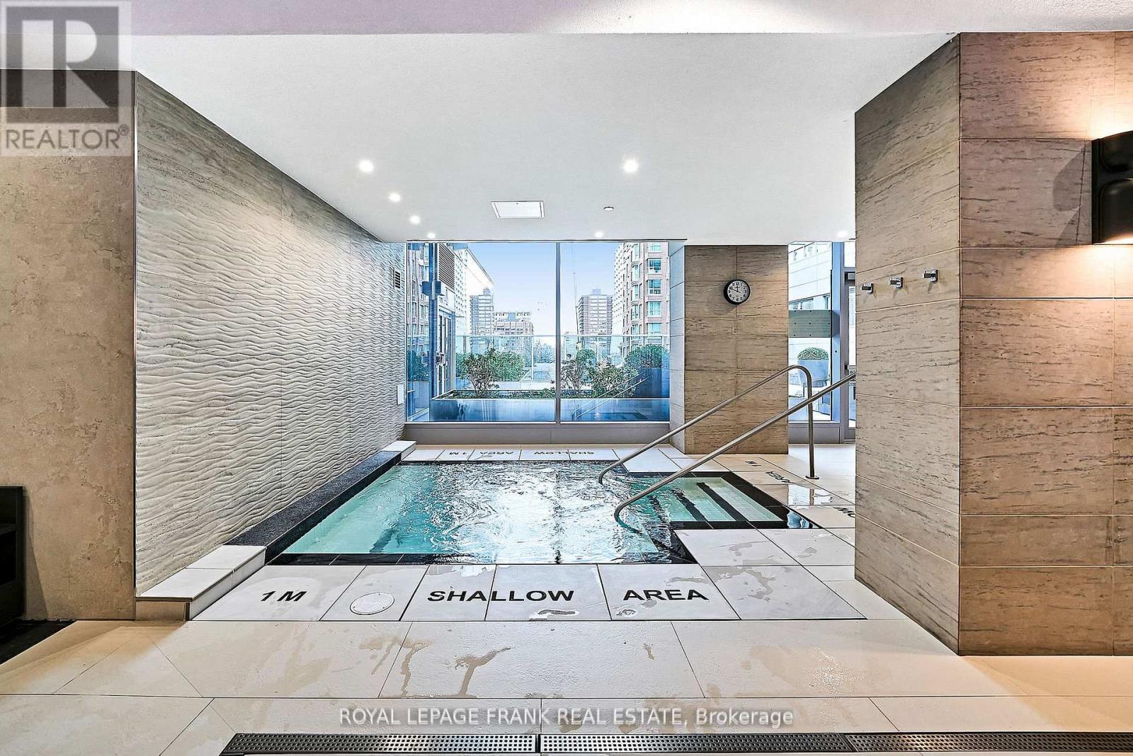 2005 - 188 Cumberland Street, Toronto, Ontario  M5R 0B6 - Photo 24 - C12805724