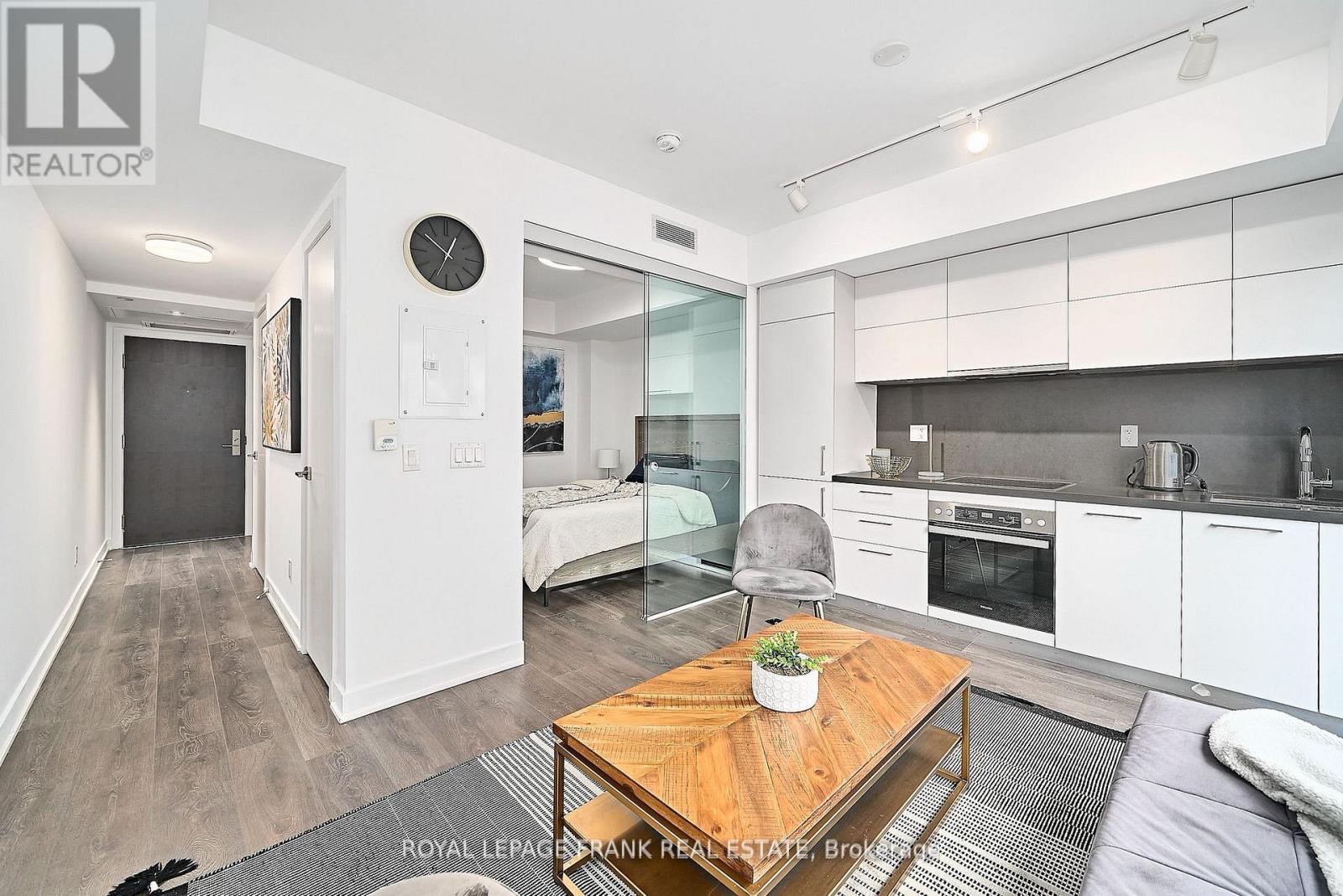 2005 - 188 Cumberland Street, Toronto, Ontario  M5R 0B6 - Photo 9 - C12805724