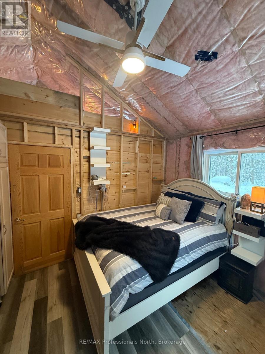 1219 Medora Lake Road, Muskoka Lakes, Ontario  P0C 1A0 - Photo 23 - X12805810