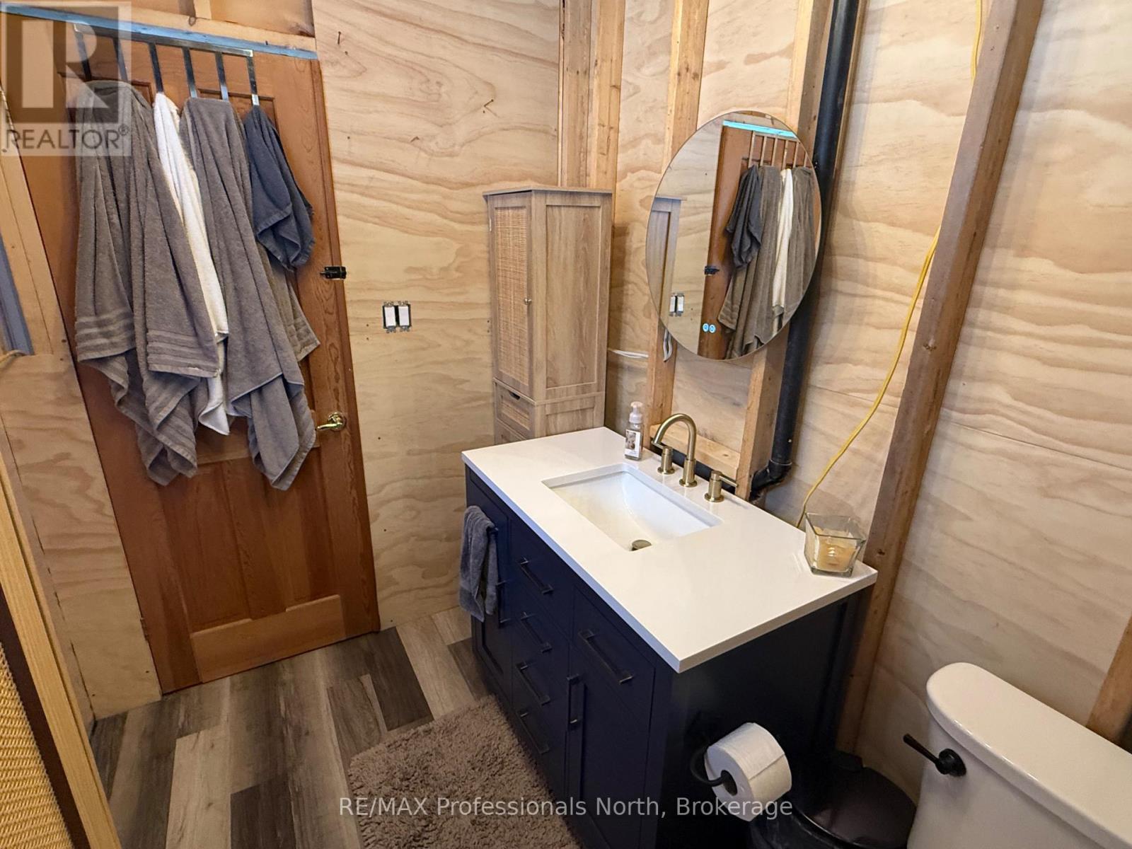 1219 Medora Lake Road, Muskoka Lakes, Ontario  P0C 1A0 - Photo 25 - X12805810