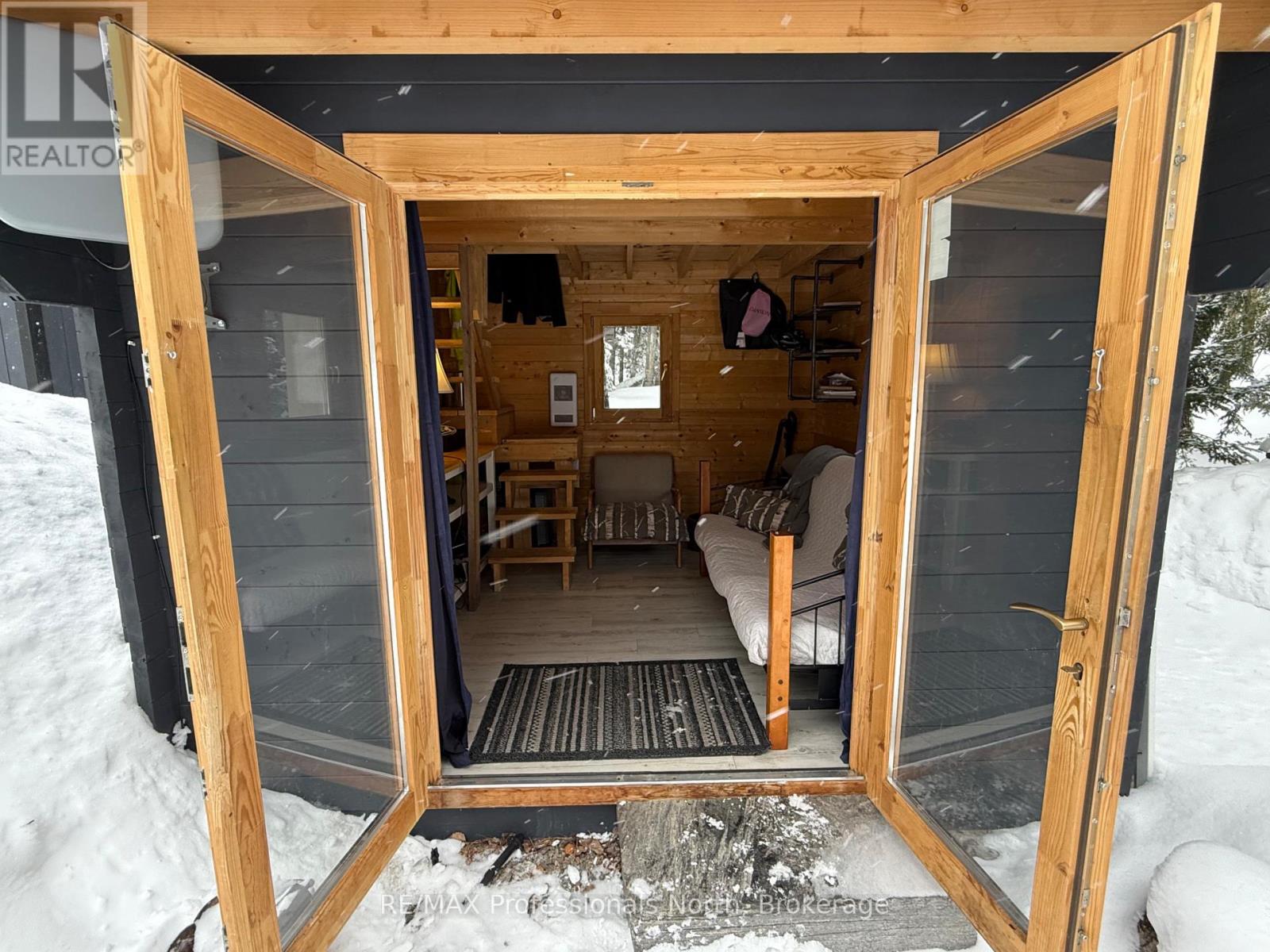 1219 Medora Lake Road, Muskoka Lakes, Ontario  P0C 1A0 - Photo 27 - X12805810