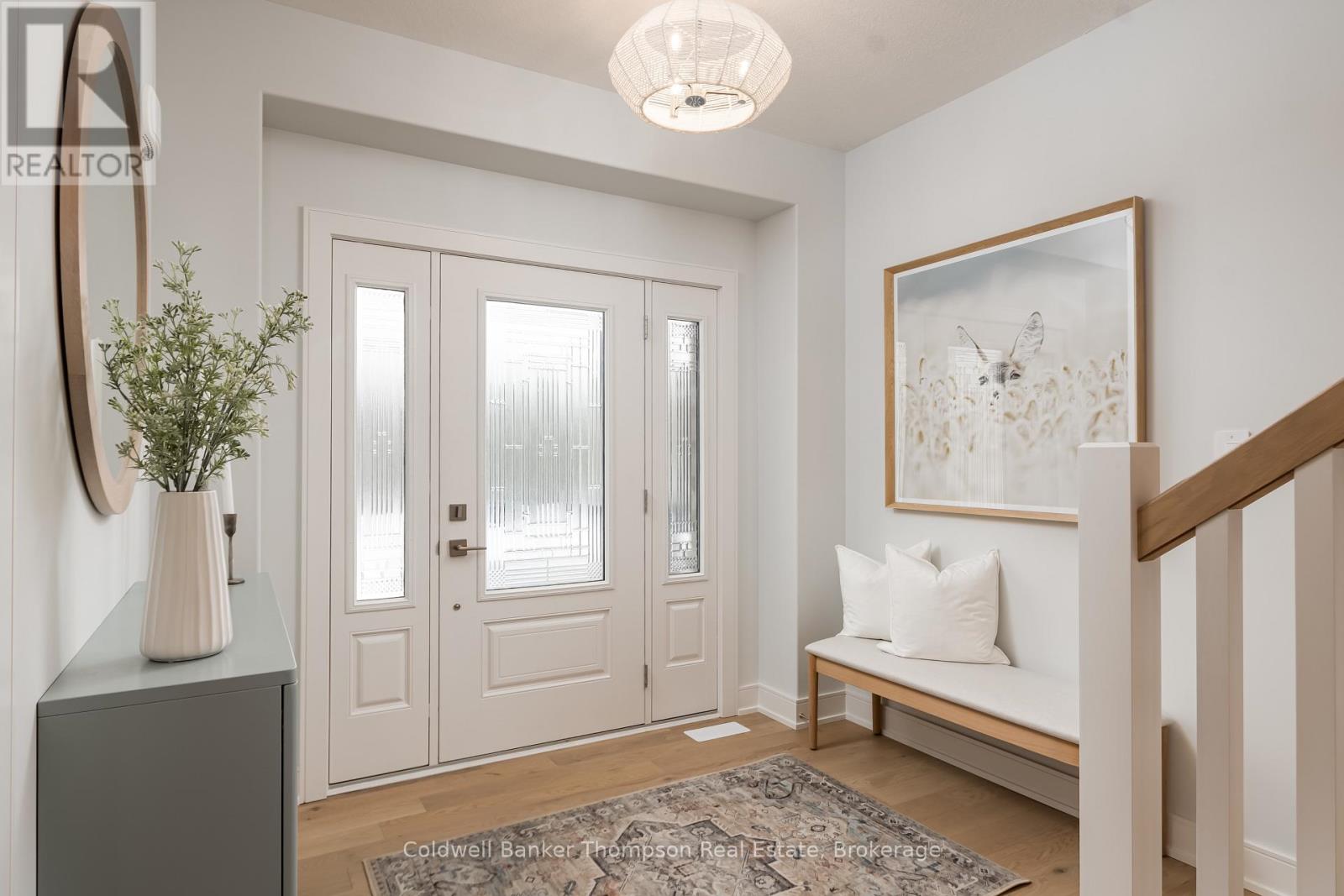 10 Charles Morley Boulevard, Huntsville, Ontario P1H 0G5 - Photo 2 - X12805866