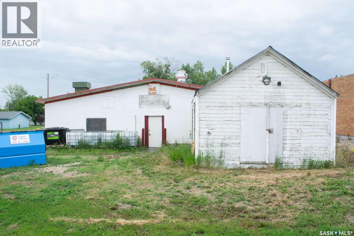 231 Main Street, Central Butte, Saskatchewan  S0H 0T0 - Photo 20 - SK014583