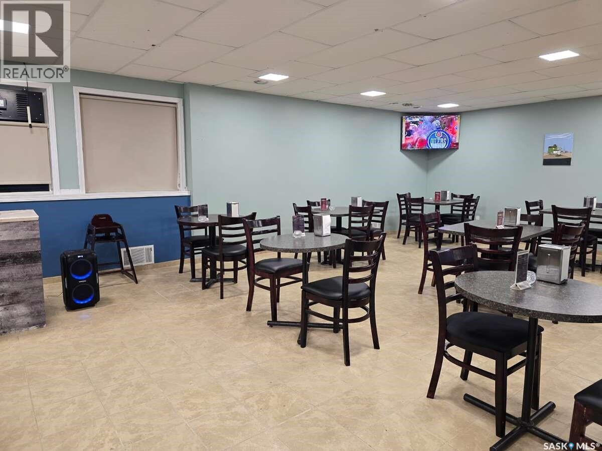 231 Main Street, Central Butte, Saskatchewan  S0H 0T0 - Photo 4 - SK014583