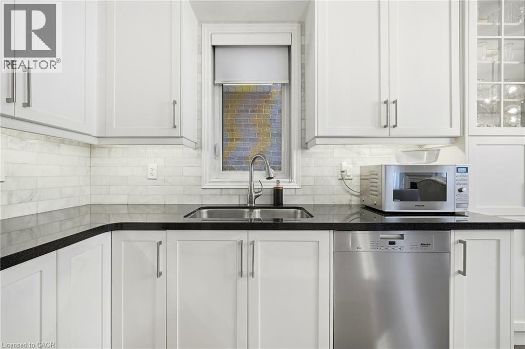 146 Beaconsfield Drive, Kleinburg, Ontario  L4H 4L7 - Photo 14 - 40806534