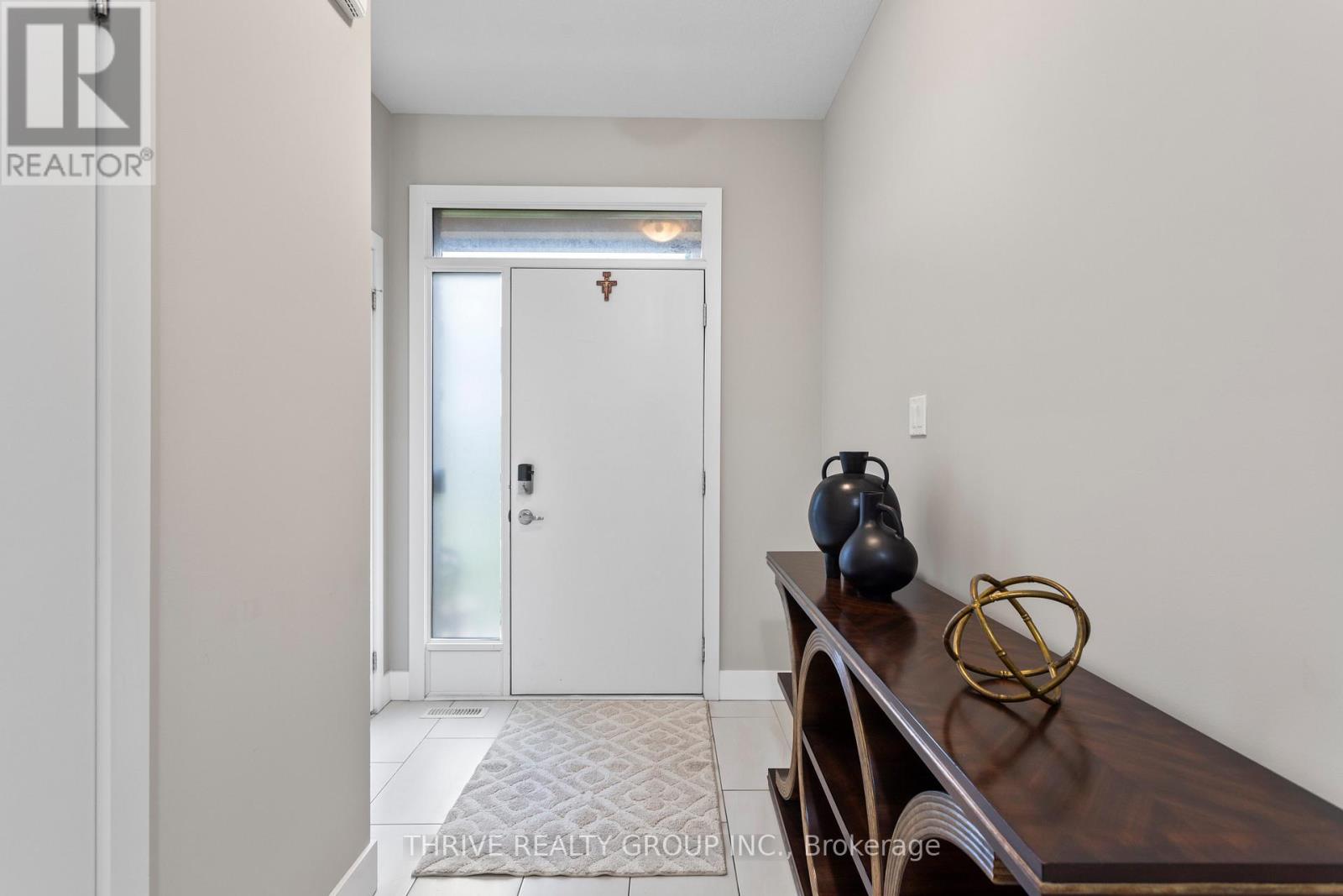 515 Chelton Road, London South, Ontario  N6M 0H9 - Photo 6 - X12805792