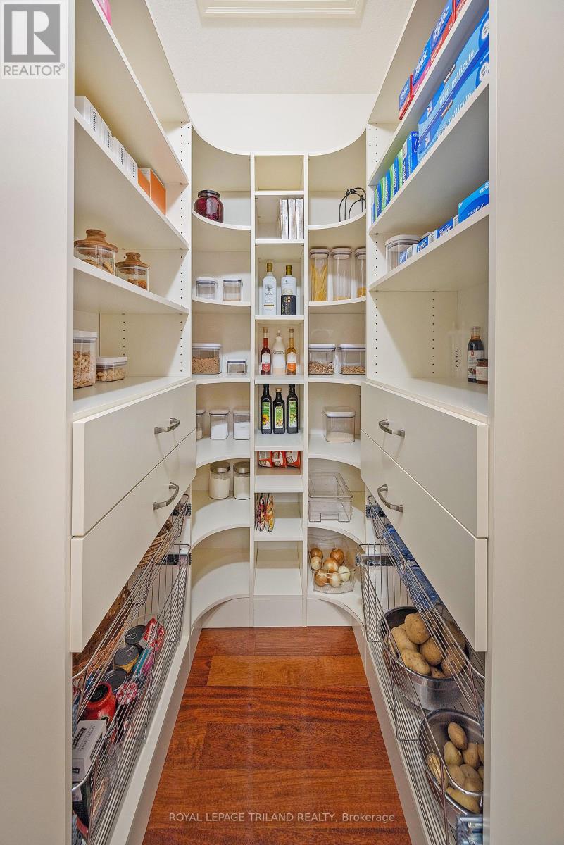 2259 Waterside Terrace, London North, Ontario  N6G 0M1 - Photo 7 - X12805820