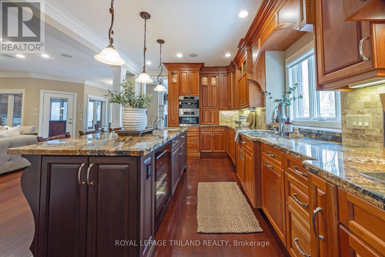 2259 Waterside Terrace, London North, Ontario  N6G 0M1 - Photo 9 - X12805820