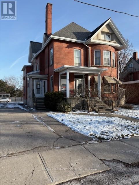 27 SOUTHWICK STREET, St. Thomas, Ontario