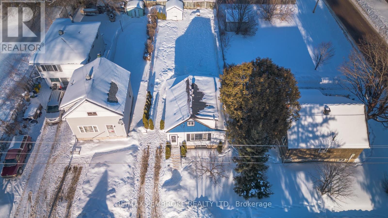 561 Hamilton Street W, Laurentian Valley, Ontario  K8A 6N9 - Photo 29 - X12805748