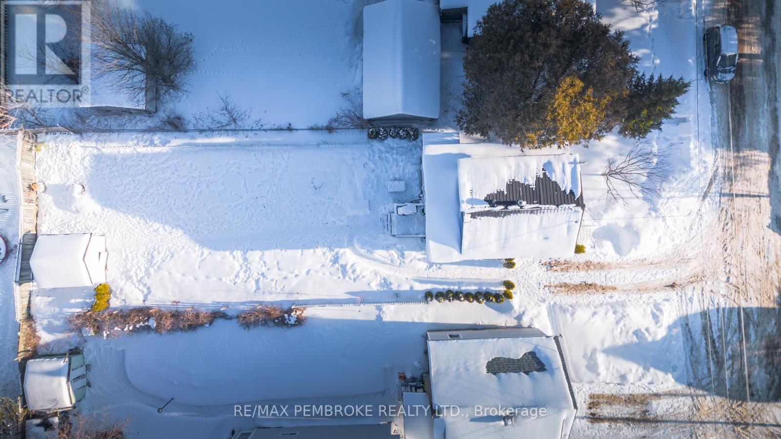 561 Hamilton Street W, Laurentian Valley, Ontario  K8A 6N9 - Photo 30 - X12805748