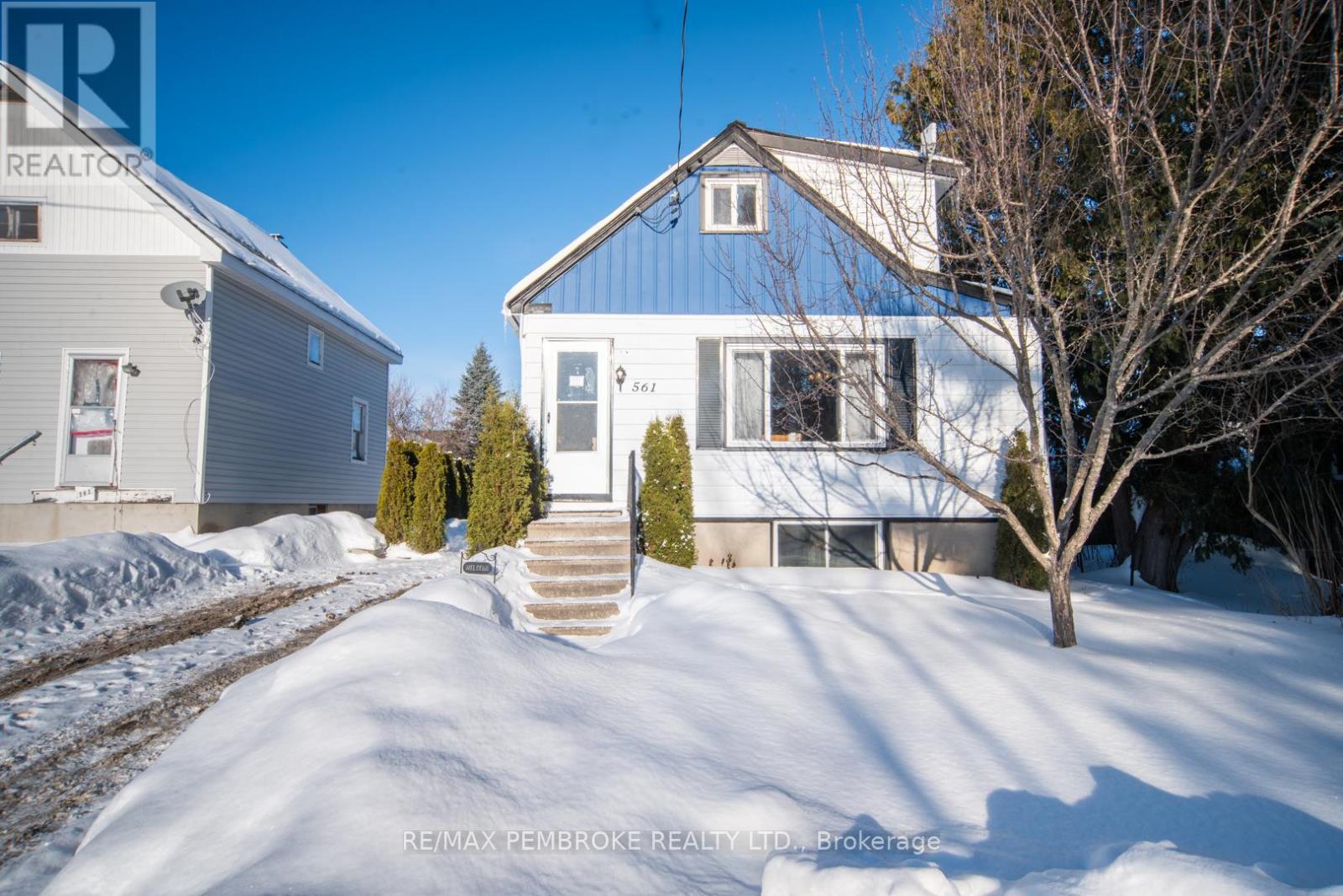 561 Hamilton Street W, Laurentian Valley, Ontario  K8A 6N9 - Photo 37 - X12805748