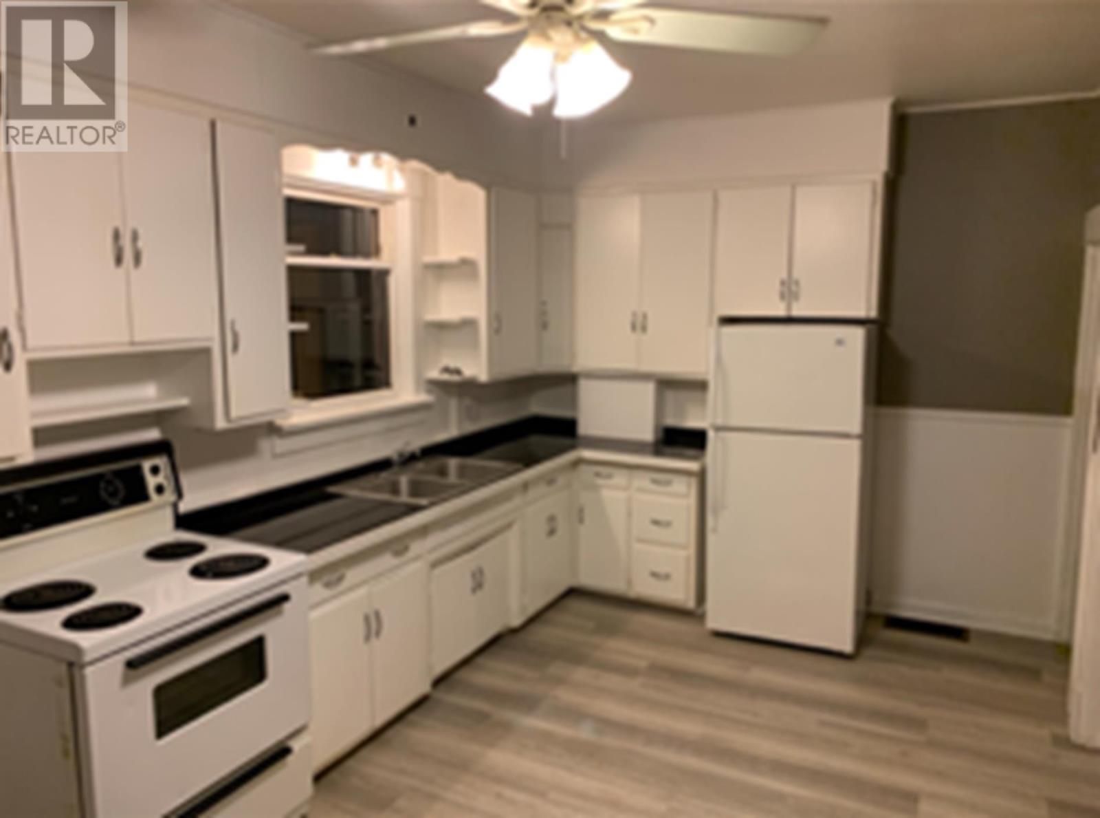 347 Syndicate Ave N, Thunder Bay, Ontario  P7C 3W4 - Photo 14 - TB2600264