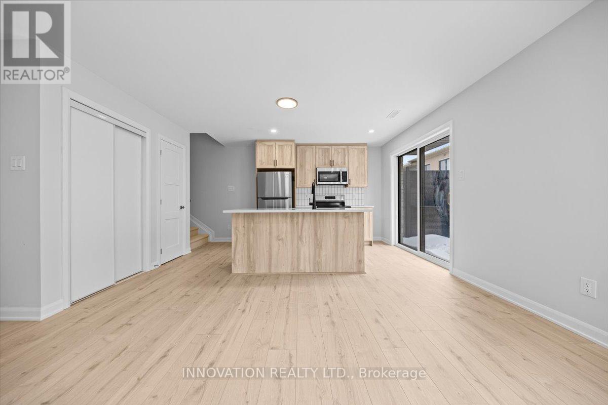 6 - 801 Glenroy Gilbert Drive, Ottawa, Ontario  K2J 7N8 - Photo 5 - X12805780