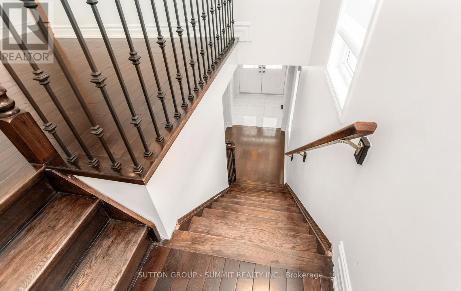 7570 Saint Barbara Boulevard, Mississauga, Ontario  L5W 0B6 - Photo 18 - W12804520