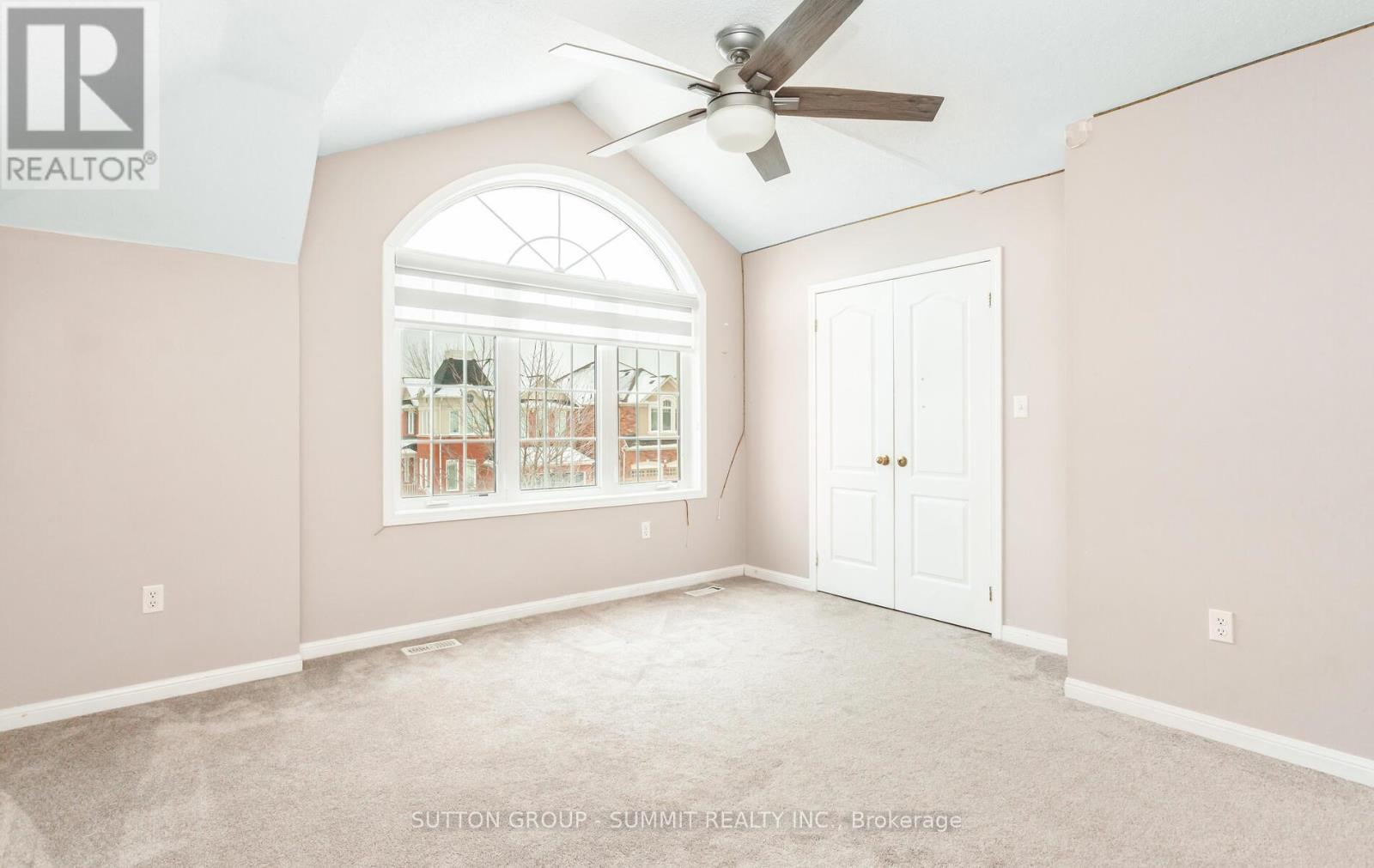 7570 Saint Barbara Boulevard, Mississauga, Ontario  L5W 0B6 - Photo 25 - W12804520