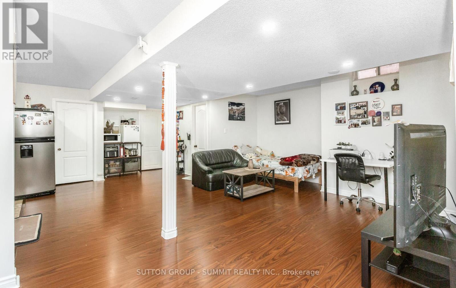 7570 Saint Barbara Boulevard, Mississauga, Ontario  L5W 0B6 - Photo 41 - W12804520