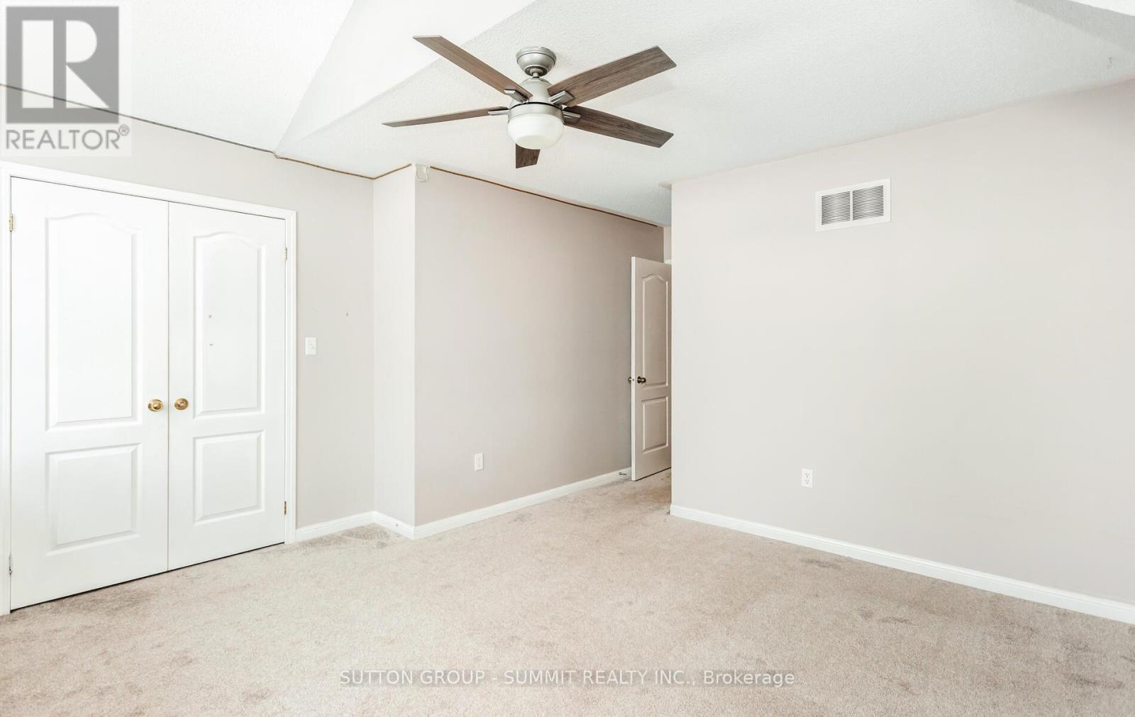 7570 Saint Barbara Boulevard, Mississauga, Ontario  L5W 0B6 - Photo 26 - W12804520