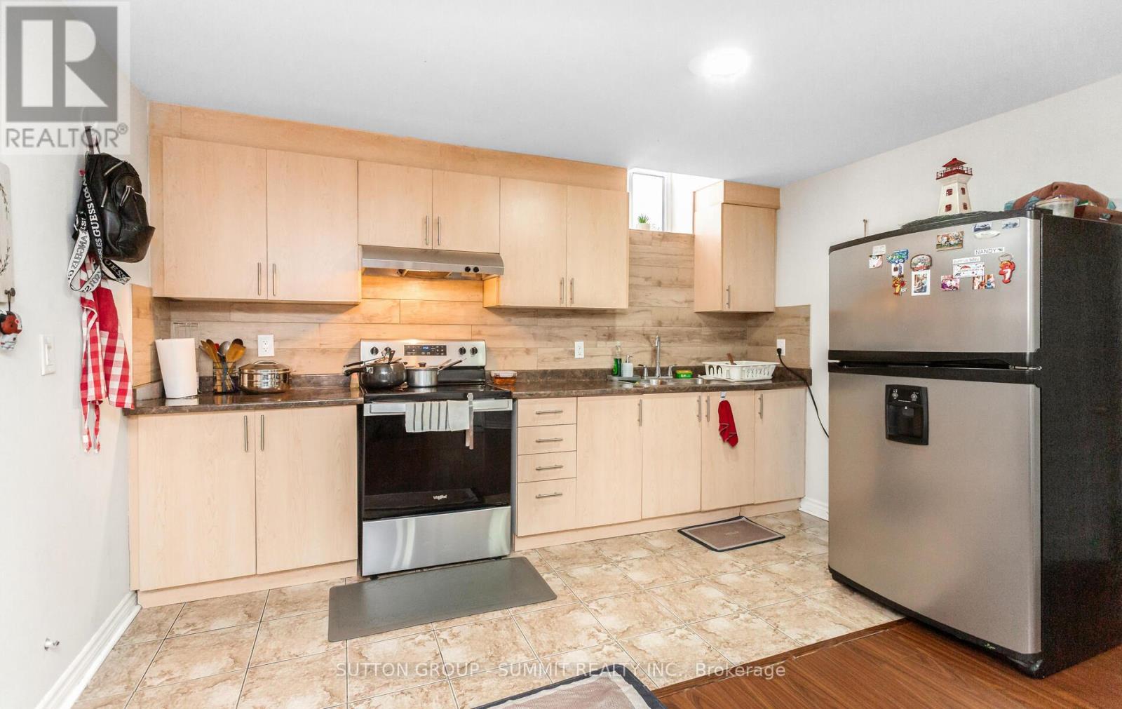 7570 Saint Barbara Boulevard, Mississauga, Ontario  L5W 0B6 - Photo 44 - W12804520