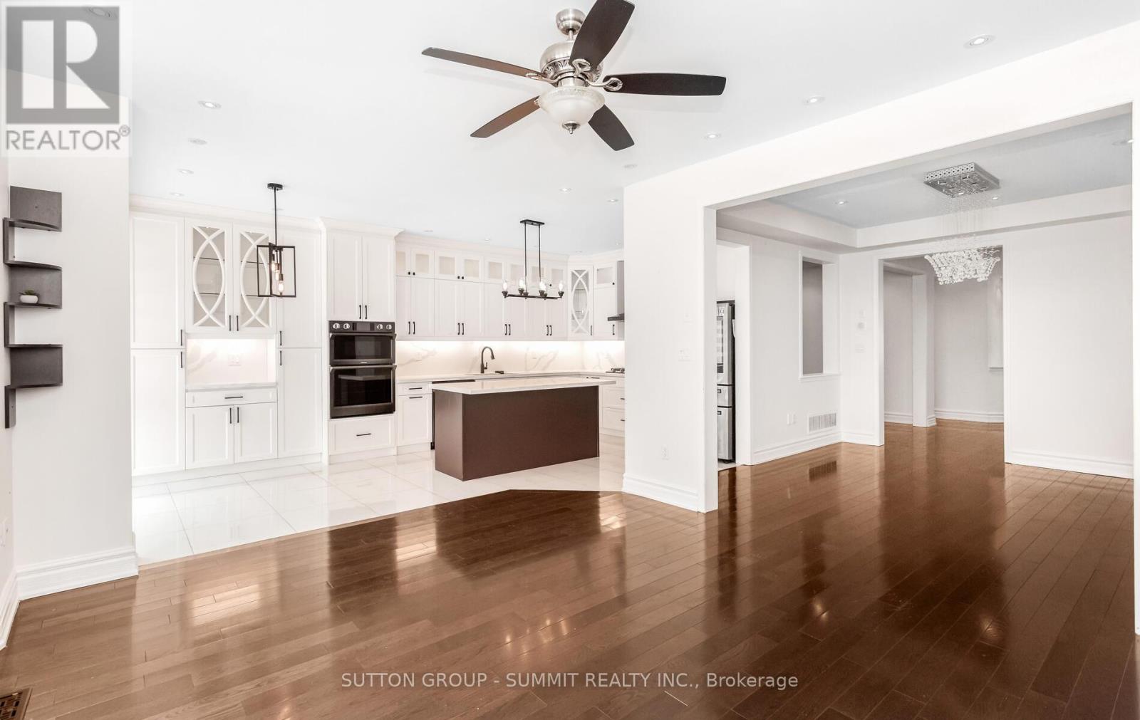 7570 Saint Barbara Boulevard, Mississauga, Ontario  L5W 0B6 - Photo 13 - W12804520