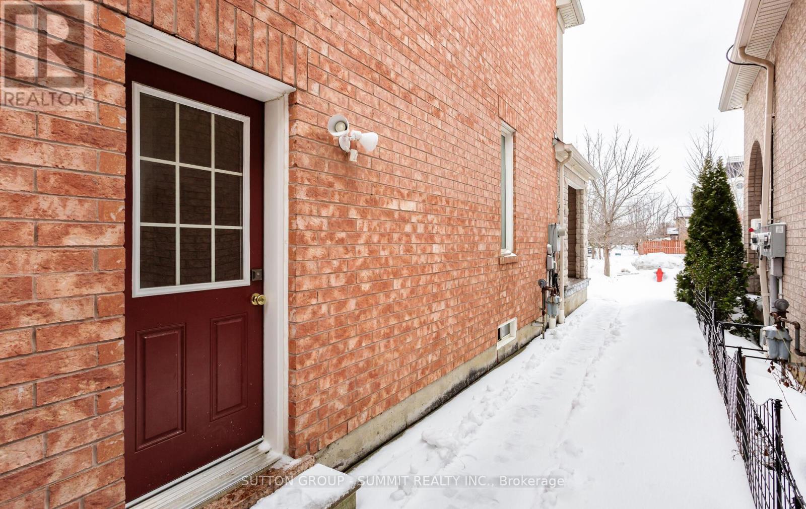 7570 Saint Barbara Boulevard, Mississauga, Ontario  L5W 0B6 - Photo 47 - W12804520