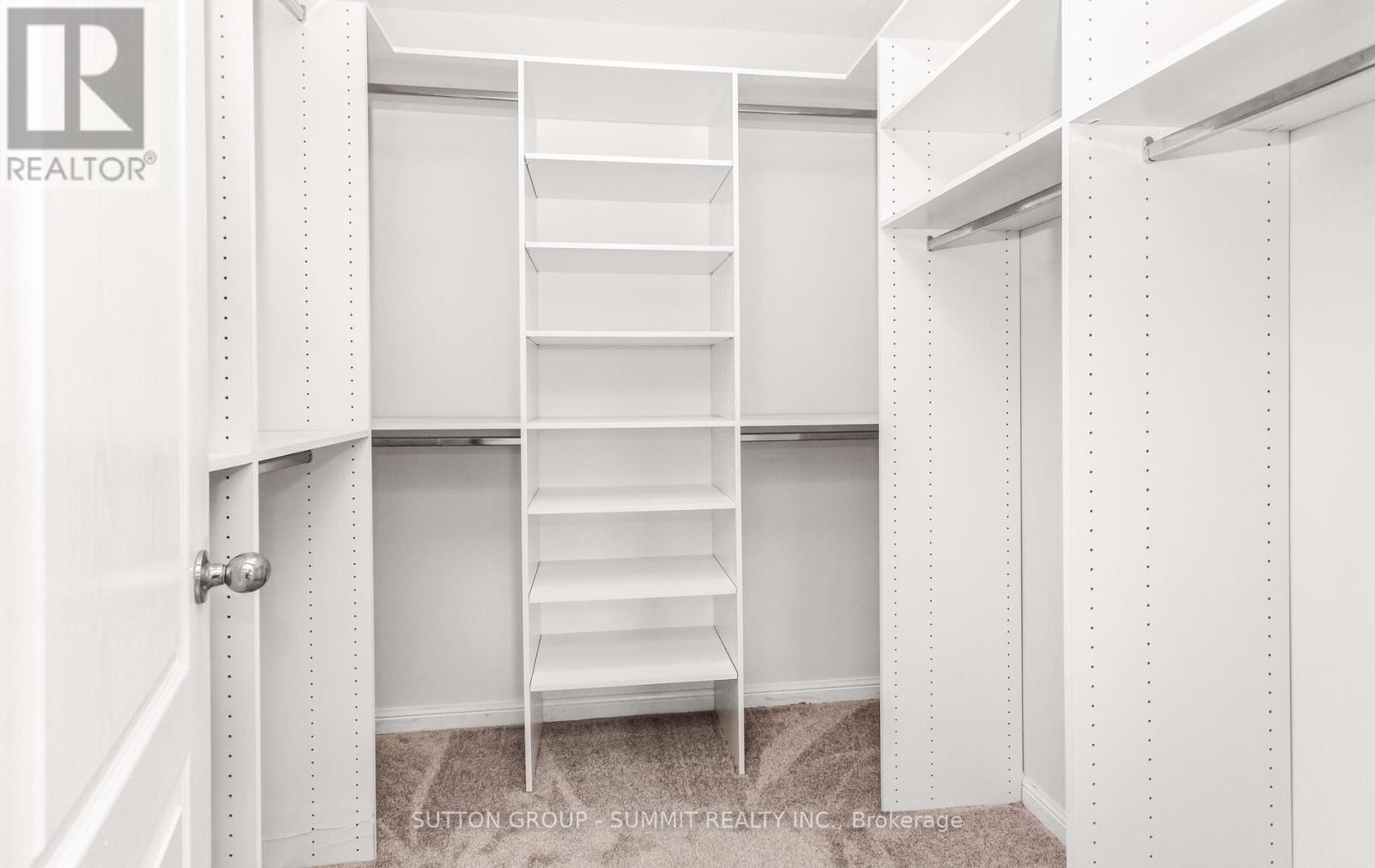 7570 Saint Barbara Boulevard, Mississauga, Ontario  L5W 0B6 - Photo 22 - W12804520