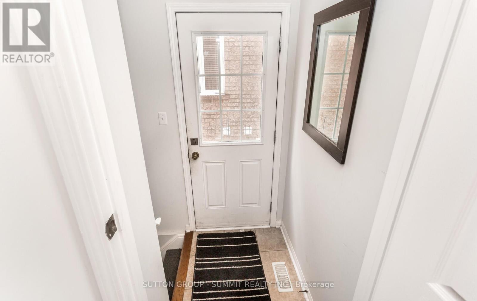 7570 Saint Barbara Boulevard, Mississauga, Ontario  L5W 0B6 - Photo 39 - W12804520