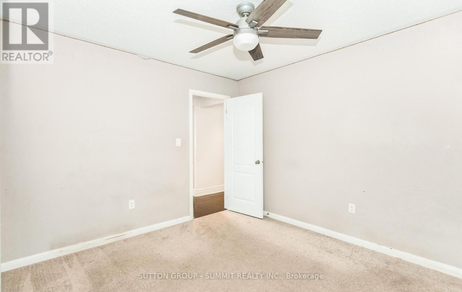 7570 Saint Barbara Boulevard, Mississauga, Ontario  L5W 0B6 - Photo 31 - W12804520