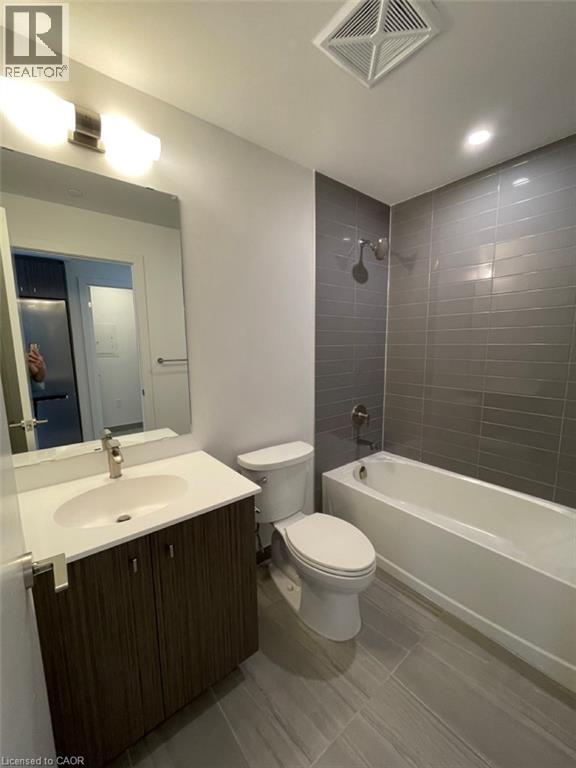 15 Wellington Street S Unit# 1805, Kitchener, Ontario  N2G 0E4 - Photo 6 - 40806007