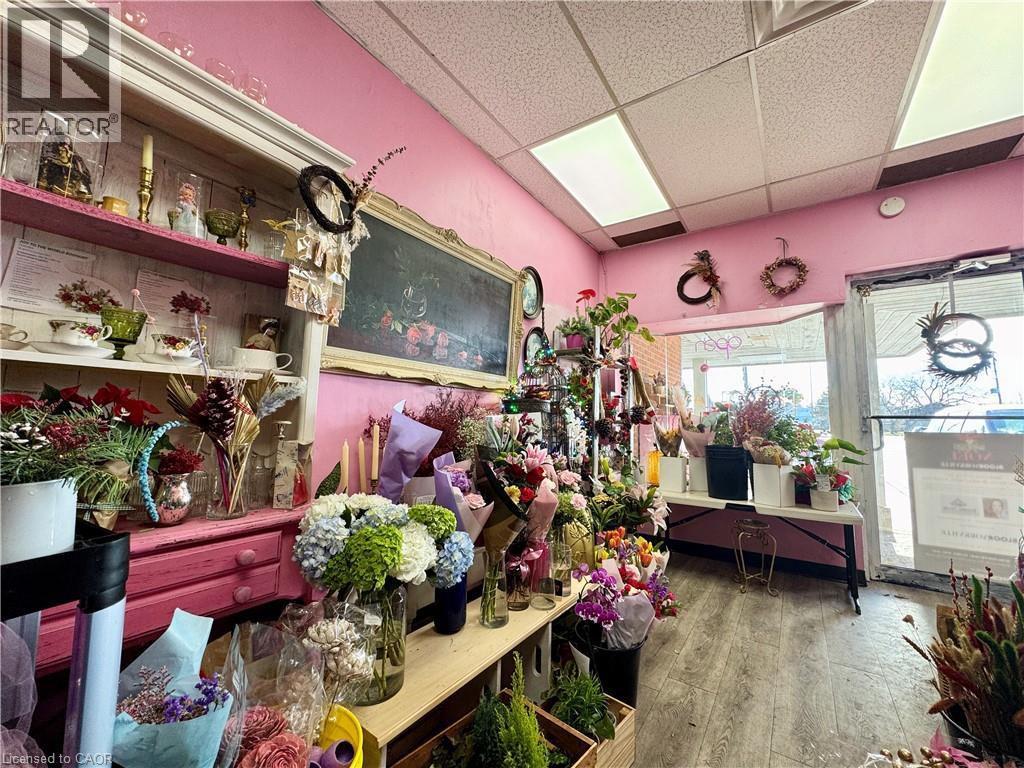 33 Lakeshore Road Unit# 23, St. Catharines, Ontario  L2N 7B3 - Photo 4 - 40800499