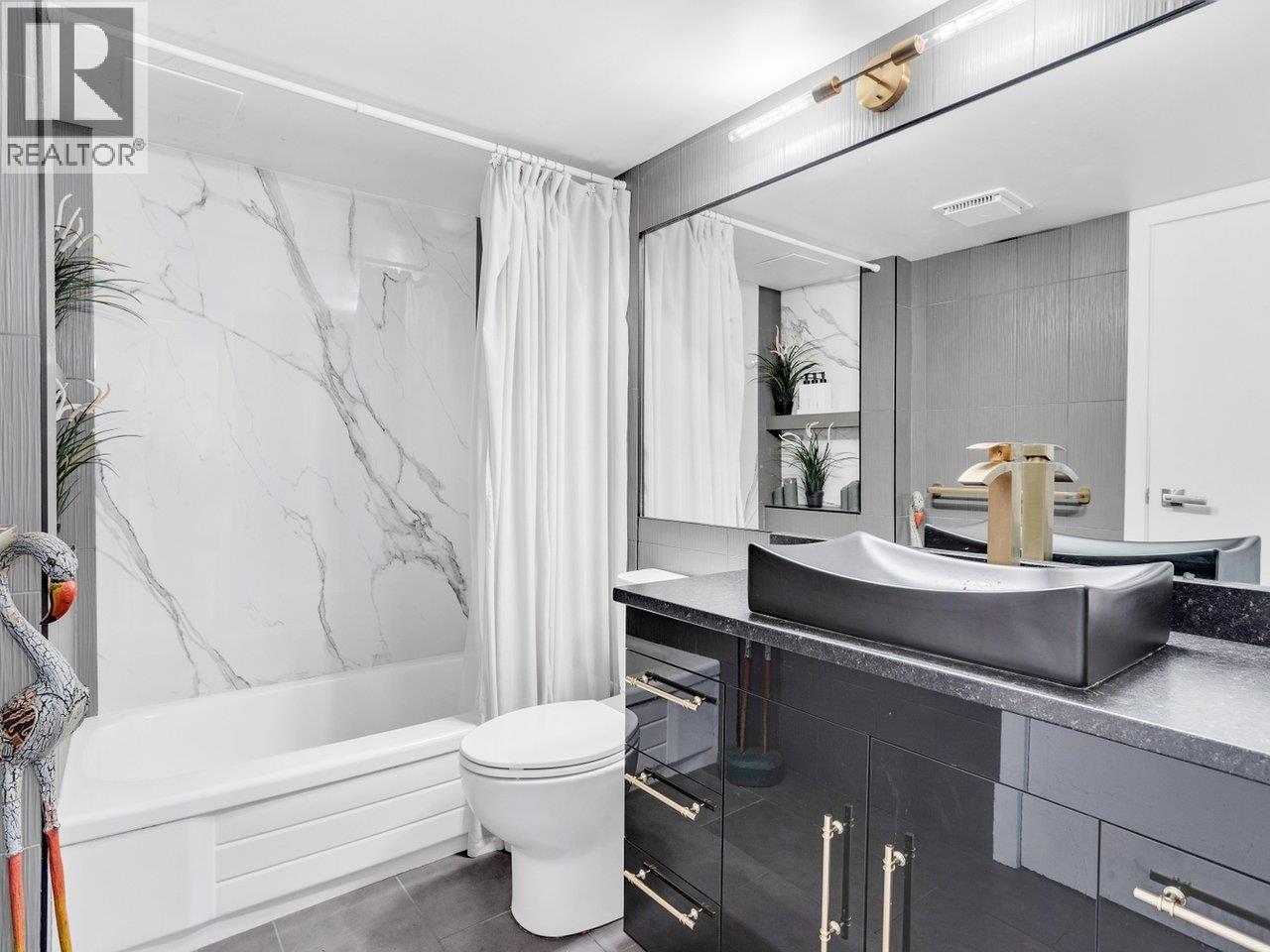 1306 33 Chesterfield Place, North Vancouver, British Columbia  V7M 3K4 - Photo 24 - R3091240