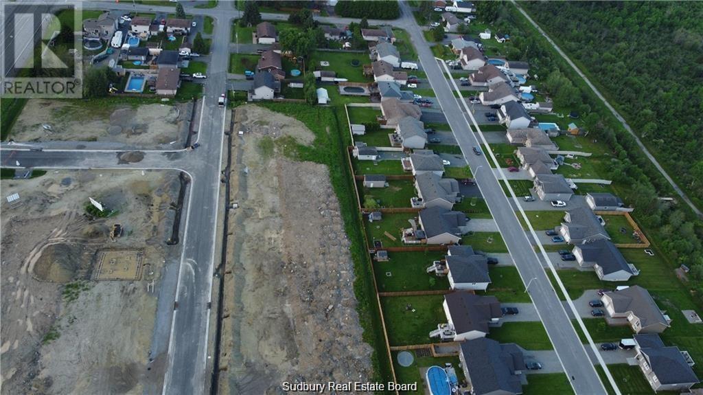 4298 Larocque Avenue, Val Caron, Ontario  P3P 1A3 - Photo 10 - 2126509