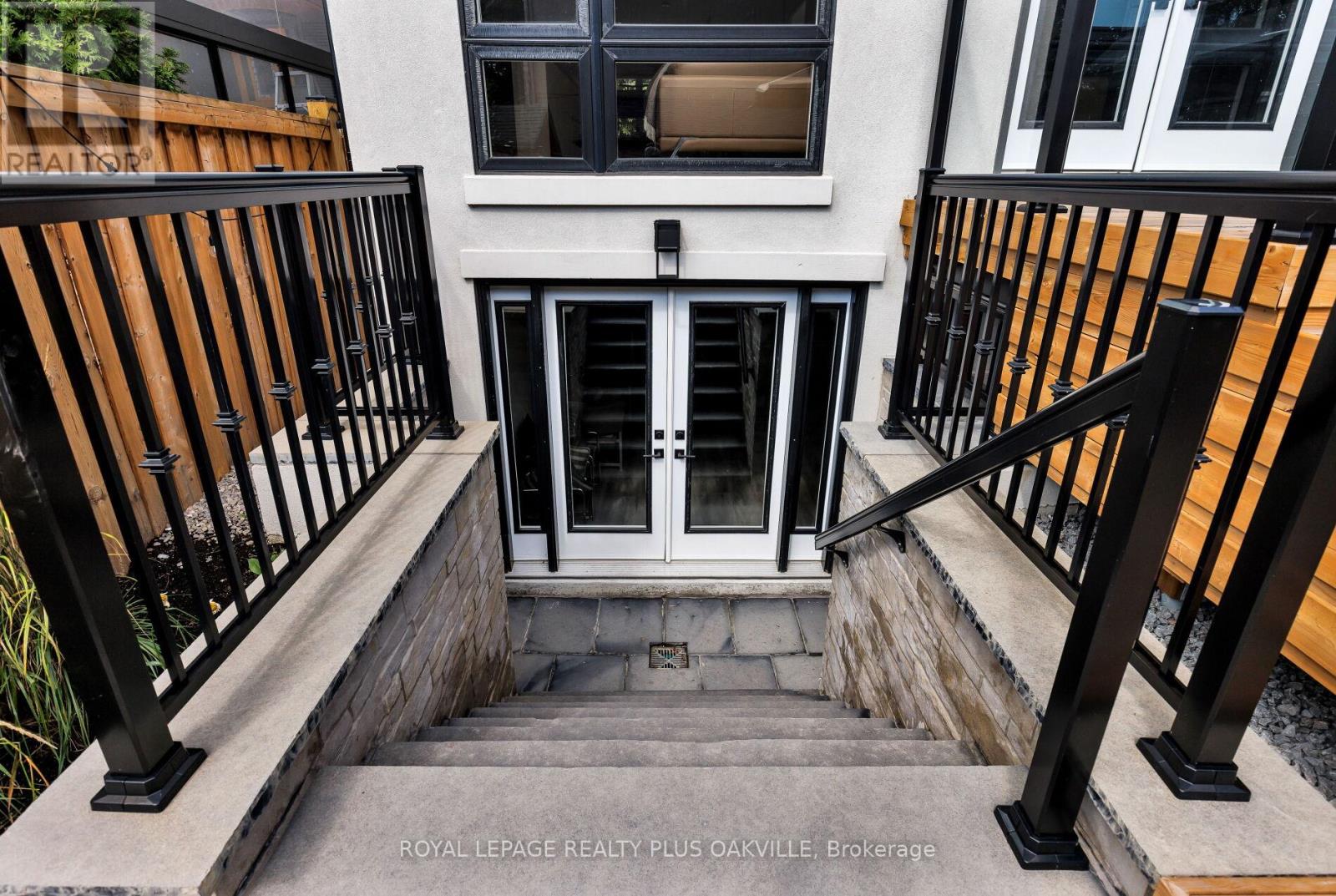 367 Manor Road E, Toronto, Ontario  M4S 1S7 - Photo 43 - C12805728