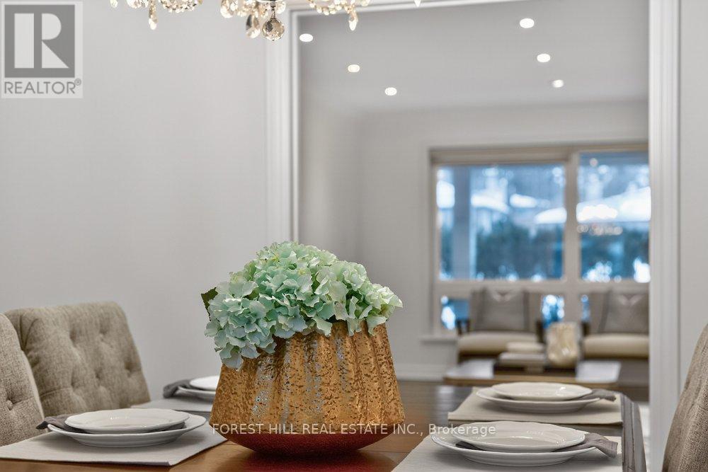 291 Newton Drive, Toronto, Ontario  M2M 2P5 - Photo 10 - C12805778