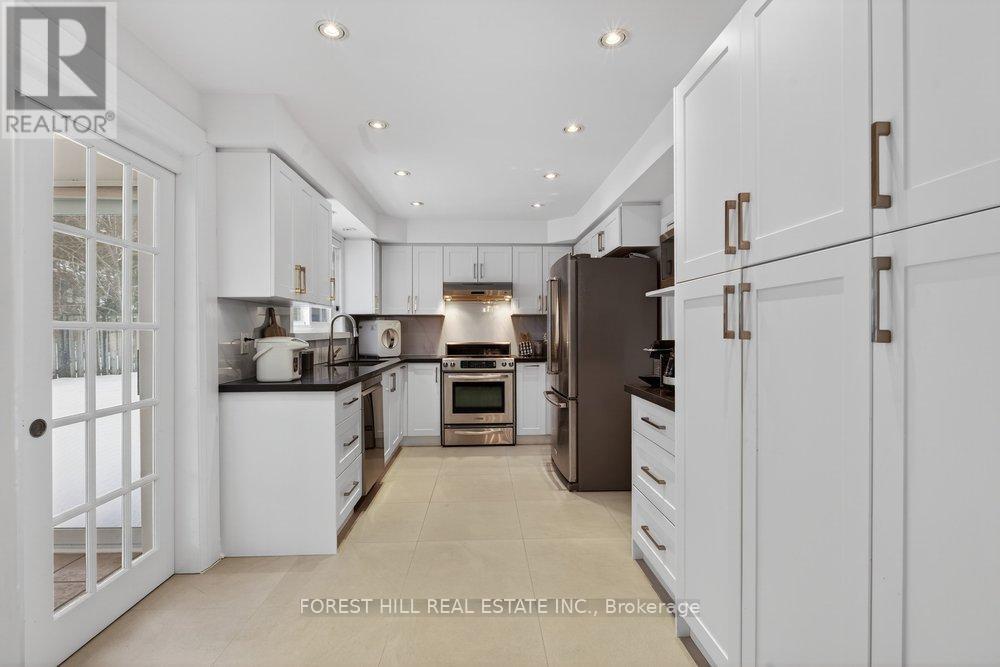 291 Newton Drive, Toronto, Ontario  M2M 2P5 - Photo 12 - C12805778