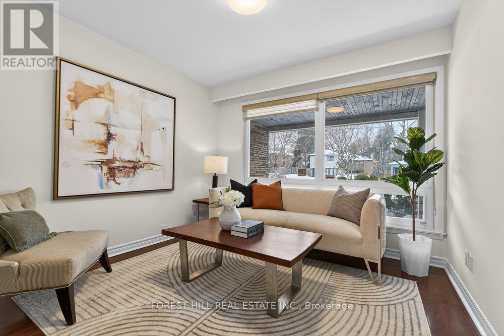 291 Newton Drive, Toronto, Ontario  M2M 2P5 - Photo 4 - C12805778