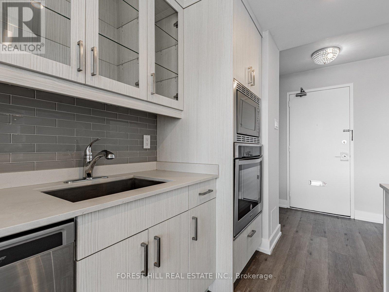 615 - 131 Bloor Street W, Toronto, Ontario  M5S 1R1 - Photo 13 - C12805804
