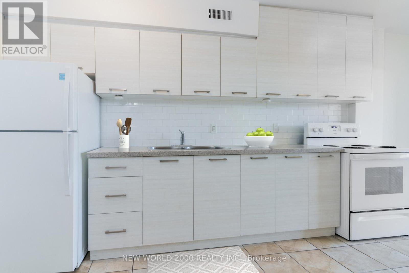 505 - 40 Park Road, Toronto, Ontario  M4W 2N4 - Photo 7 - C12805852