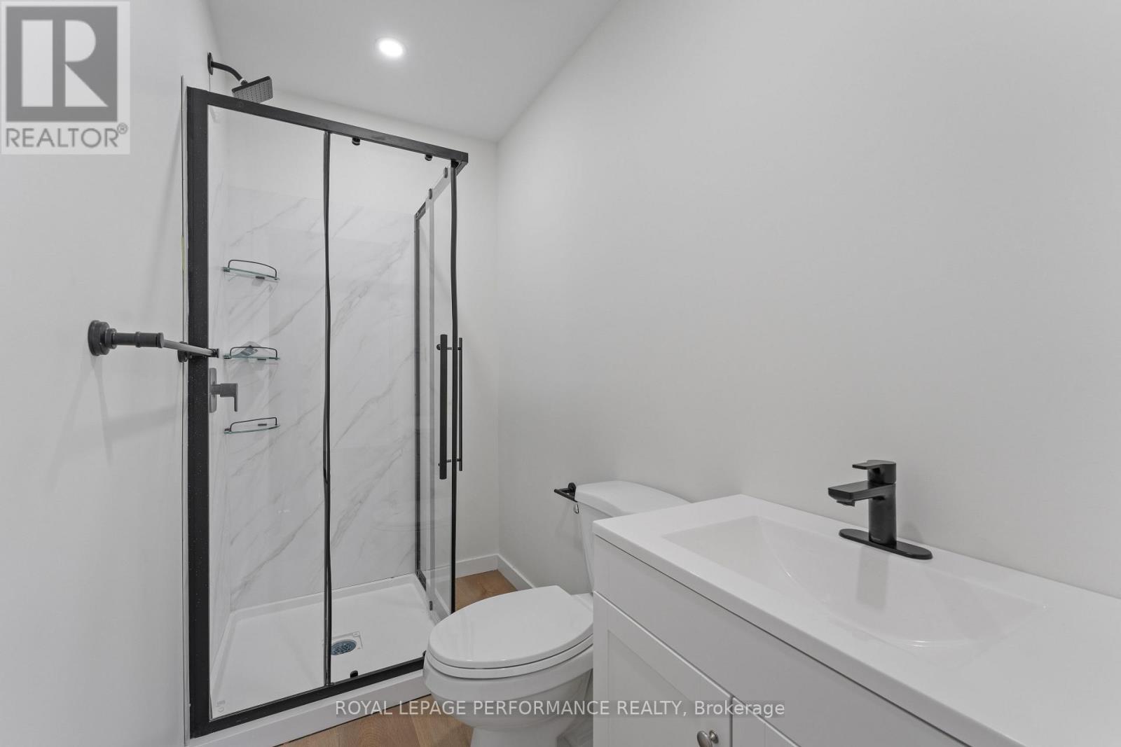 4 - 102 Sydney Street, Cornwall, Ontario  K6H 3H2 - Photo 10 - X12805738