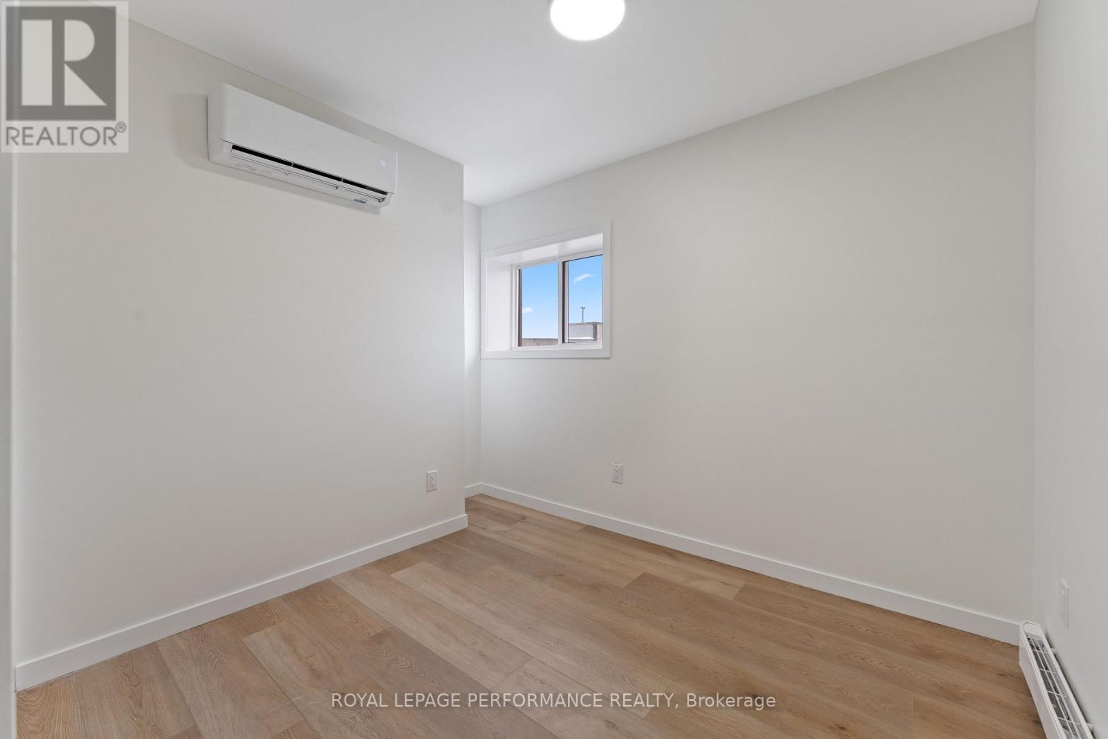 4 - 102 Sydney Street, Cornwall, Ontario  K6H 3H2 - Photo 9 - X12805738