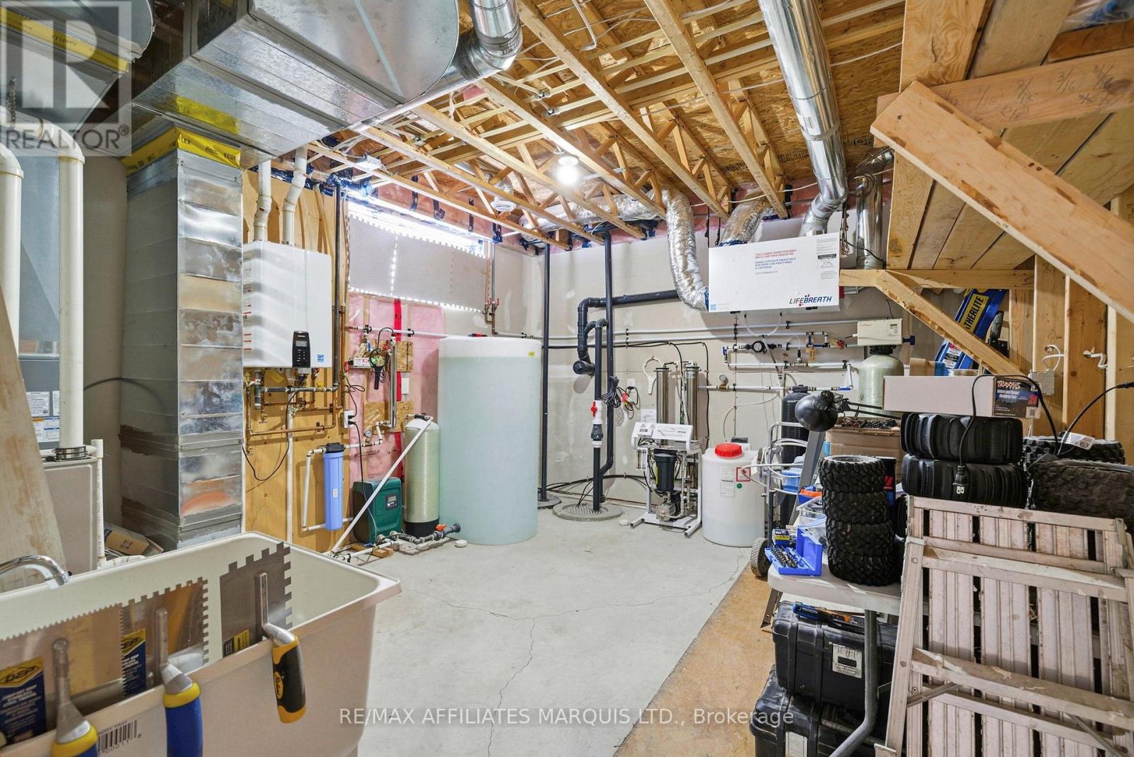 6836 James Crescent, South Glengarry, Ontario  K0C 2E0 - Photo 41 - X12805766