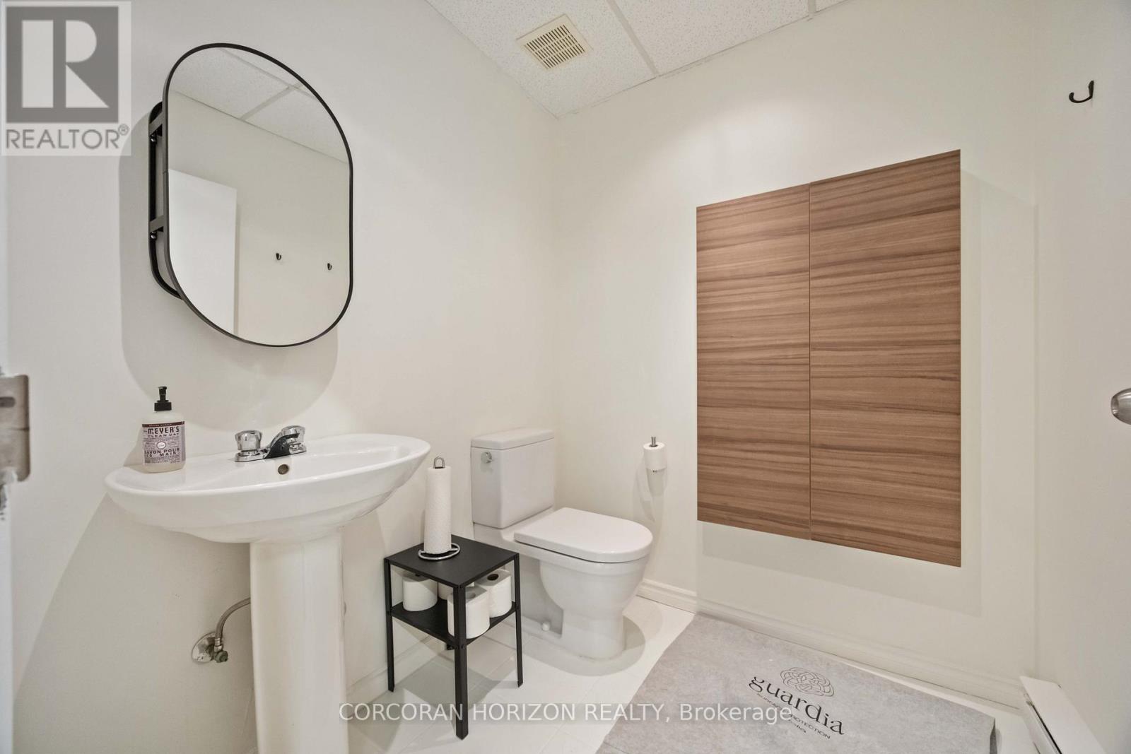 914 Eastern Avenue, Toronto, Ontario  M4L 1A4 - Photo 12 - E12805828