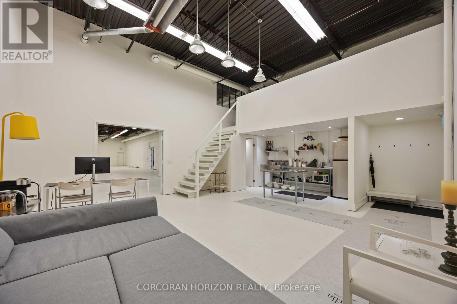 914 Eastern Avenue, Toronto, Ontario  M4L 1A4 - Photo 19 - E12805828