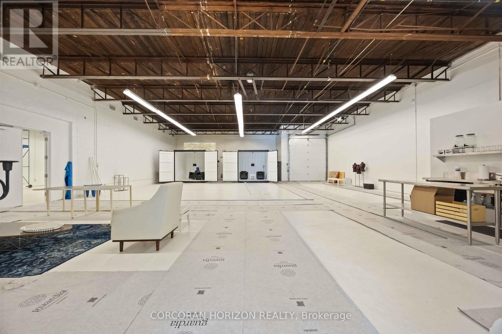 914 Eastern Avenue, Toronto, Ontario  M4L 1A4 - Photo 3 - E12805828