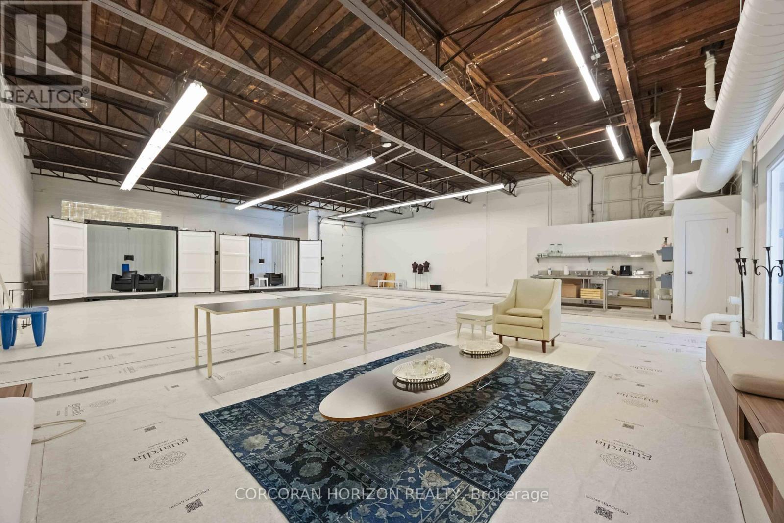 914 Eastern Avenue, Toronto, Ontario  M4L 1A4 - Photo 4 - E12805828