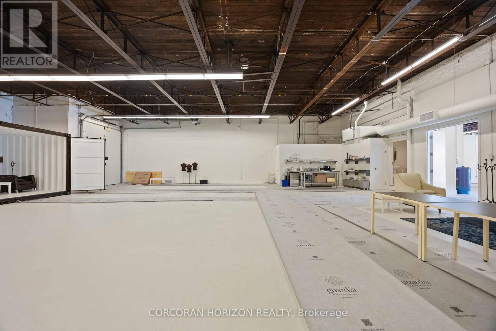 914 Eastern Avenue, Toronto, Ontario  M4L 1A4 - Photo 9 - E12805828